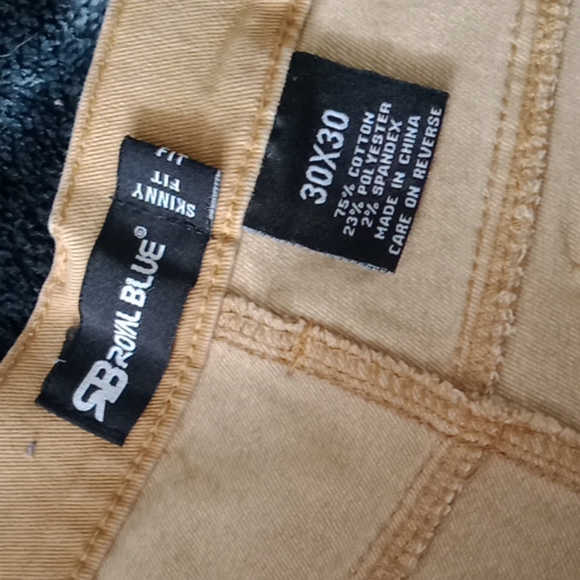 Jeans - Picture 2 of 14